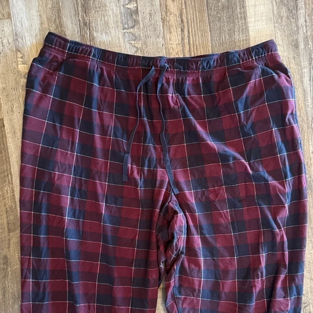 Nautica Men's Burgundy and Navy Plaid Joggers - Picture 2 of 4